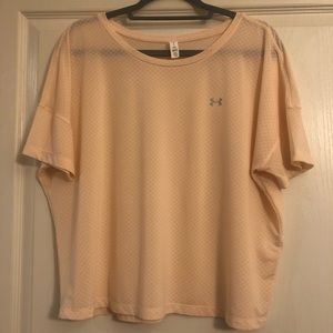Large Light Peach Under Armour Heat Gear Top